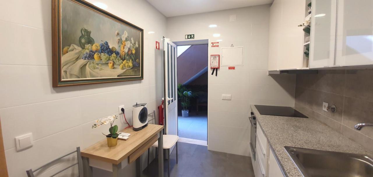 Afonso Galo Guest Apartments II Almada Eksteriør bilde